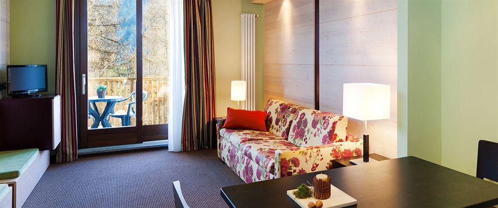 Hotel Sansicario Majestic Чезана-Торинезе Екстер'єр фото