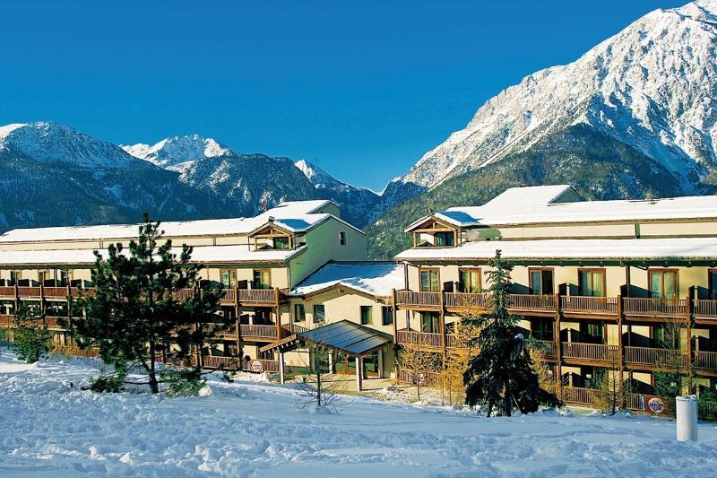 Hotel Sansicario Majestic Чезана-Торинезе Екстер'єр фото